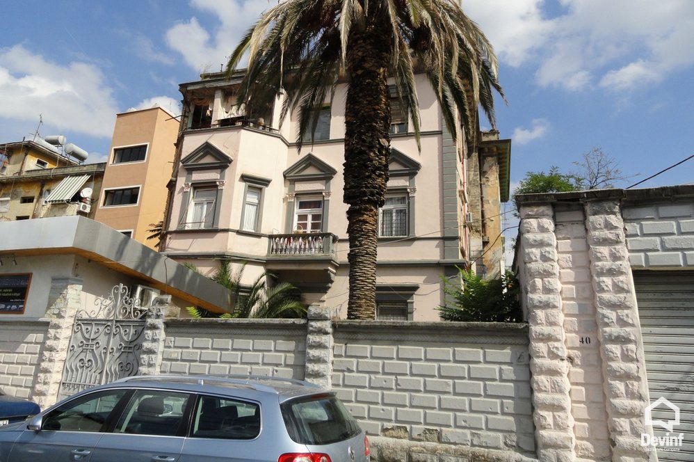 Tirane Qera Ndertese Multifunksionale  Objekt prane qendres se Tiranes zyre