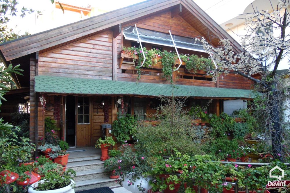 Durres For Sale Villa Me shume se 4 dhoma The new villa is located i Durres beach bregdet Villa