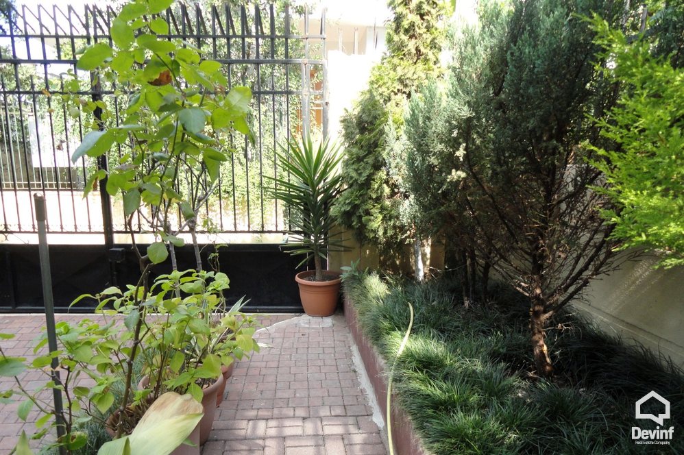 Tirane For Sale Villa Me shume se 4 dhoma The villa is located nearby Kavaja Str 