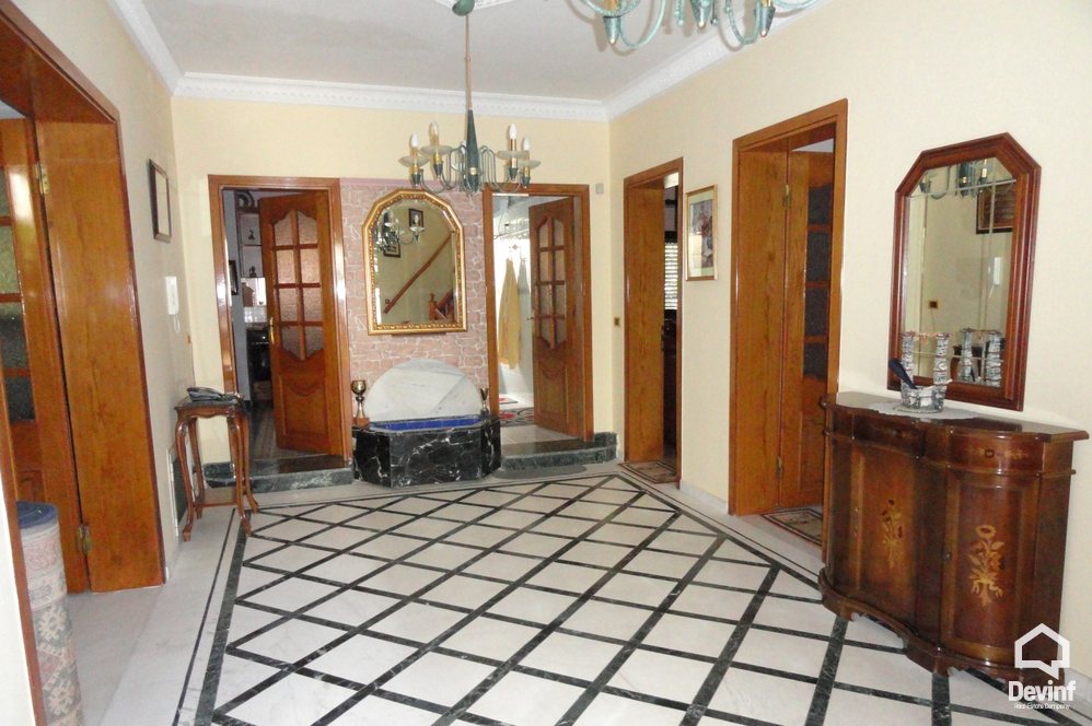 Tirane For Sale Villa Me shume se 4 dhoma The villa is located nearby Kavaja Str 