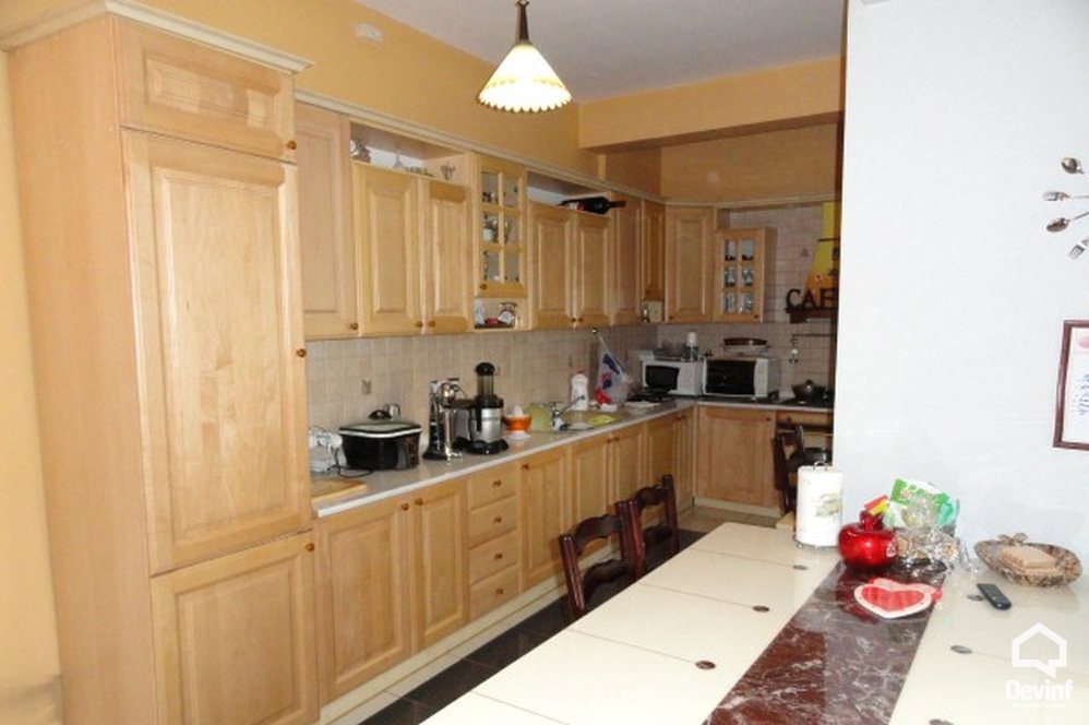 Tirane Qera Apartament 3+1+G Apartament ne nje ndertim privat rezidencial mbrapa Ambasades se ShBA apartament