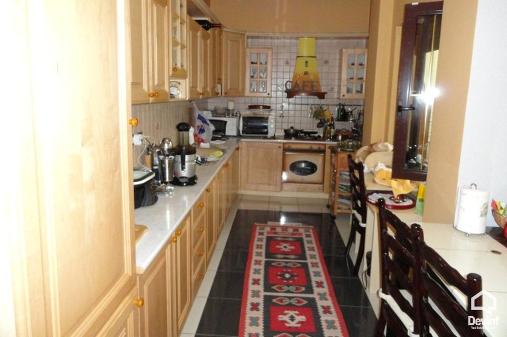 Tirane Qera Apartament 3+1+G Apartament ne nje ndertim privat rezidencial mbrapa Ambasades se ShBA apartament
