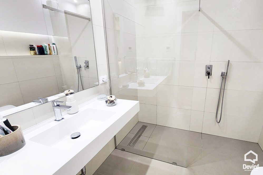 Tirane For Sale Apartment 3+1+G Shyqyri Brari street, near Pavarotti pizzeria, Zoo park area Apartment