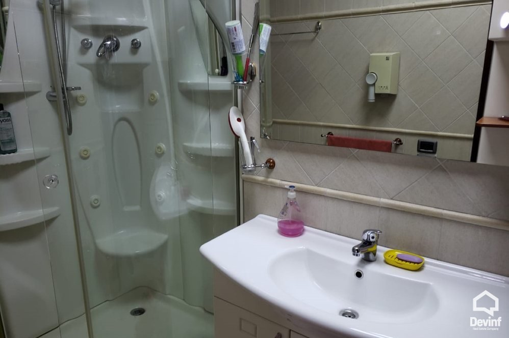 Tirane Qera Apartament Me shume se 4 dhoma Apartament i ri prane Qendres se Tiranes apartament