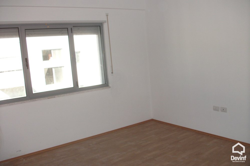 Tirane Shitje Apartament 2+1+A Rruga 5 Maji apartament