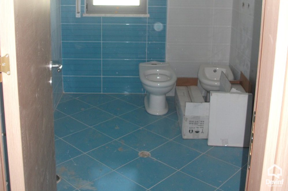 Tirane Shitje Apartament 2+1+A Rruga 5 Maji apartament