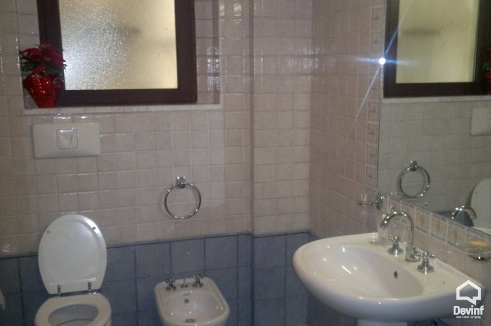 Tirane For Rent Office 3+1+G Apartment in a modern building located in the center of Tirana Office
