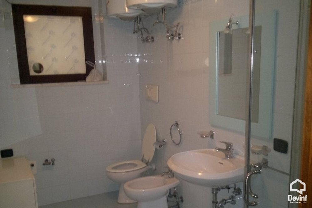 Tirane For Rent Office 3+1+G Apartment in a modern building located in the center of Tirana Office