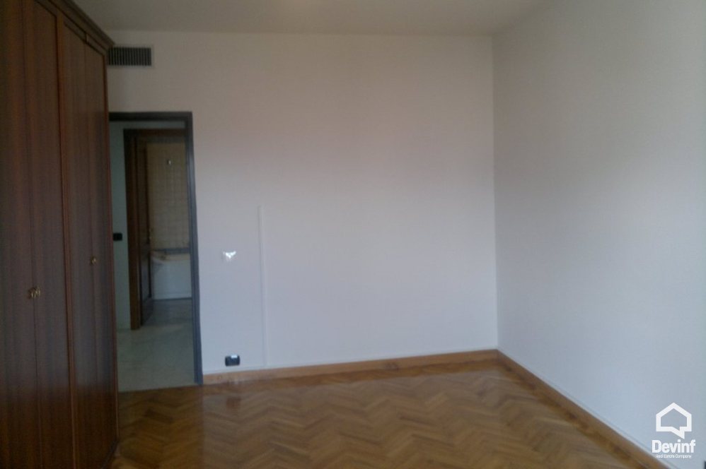 Tirane For Rent Office 3+1+G Apartment in a modern building located in the center of Tirana Office
