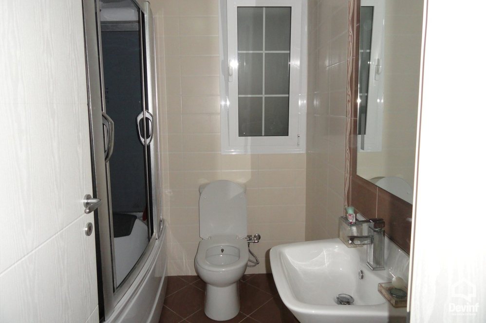Tirane Shitje Apartament 3+1+G Apartament ne zonen e Freskut. apartament