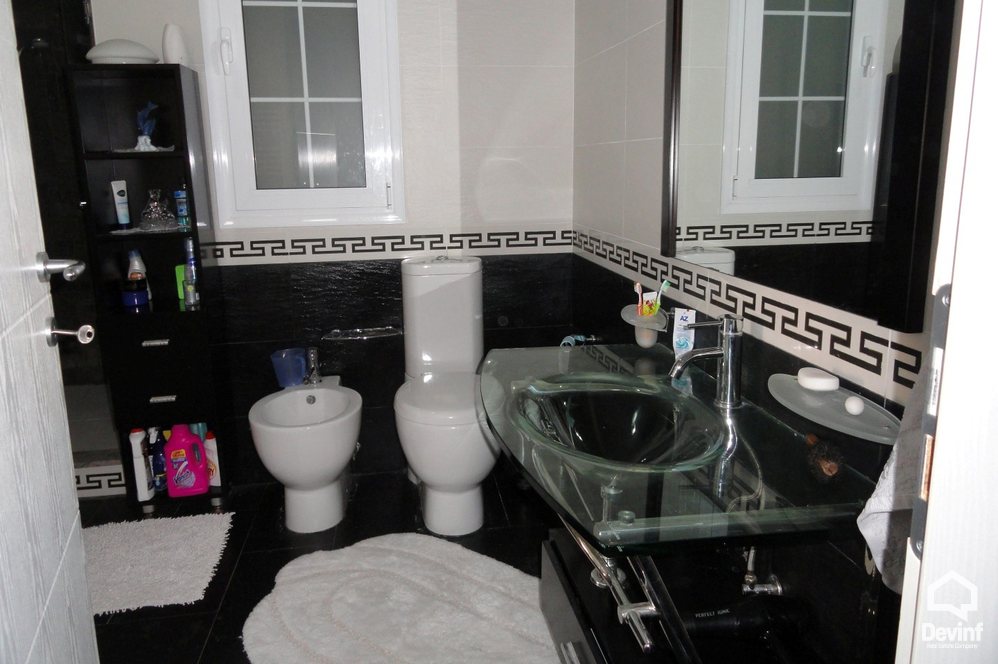 Tirane Shitje Apartament 3+1+G Apartament ne zonen e Freskut. apartament