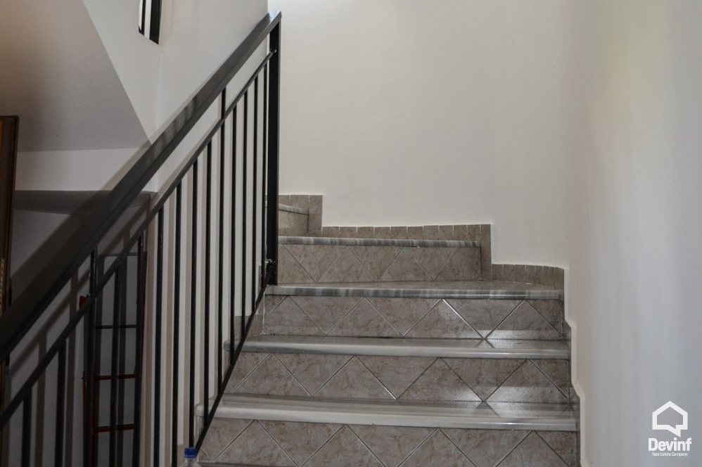 Durres For Sale Villa Me shume se 4 dhoma The villa is located near the villa complexes in Qerret, Durres bregdet