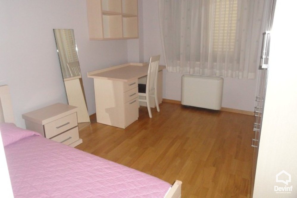 Tirane Shitje Vile Me shume se 4 dhoma Vile ne ne nje kompleks vilash prane kopshtit botanik te Tiranes  kompleks rezidencial