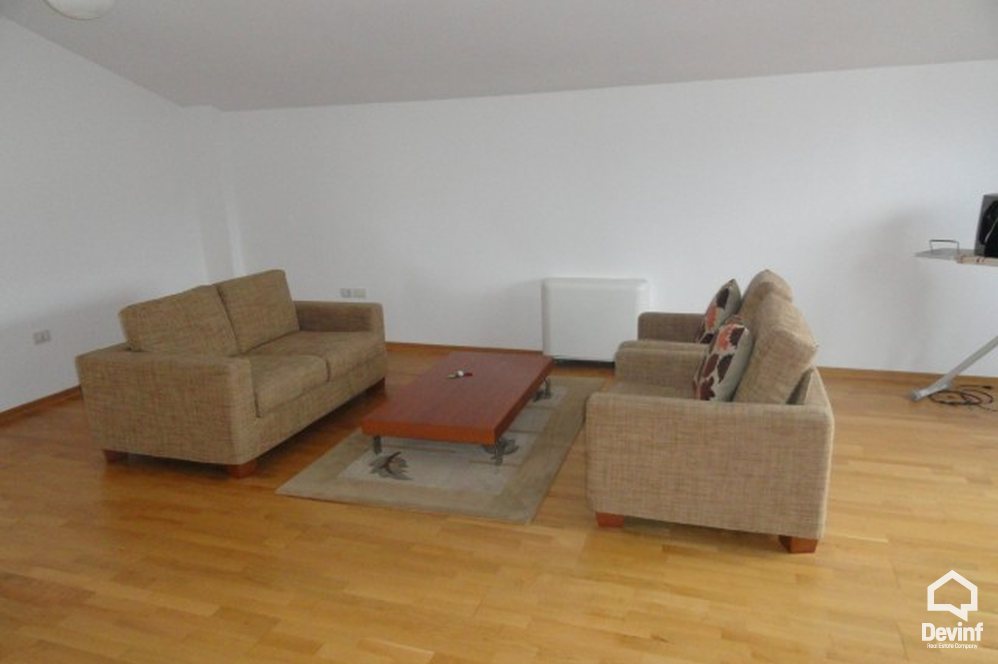 Tirane Shitje Vile Me shume se 4 dhoma Vile ne ne nje kompleks vilash prane kopshtit botanik te Tiranes  kompleks rezidencial