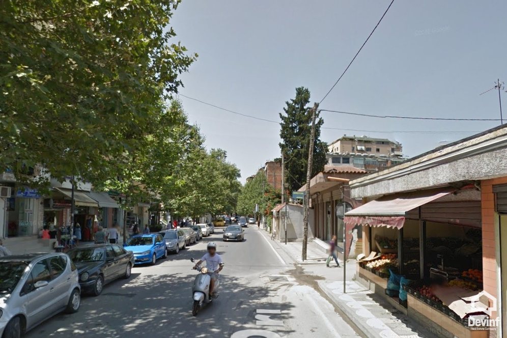 Tirane Shitje Dyqan  Rruga Myslym Shyri kompleks rezidencial