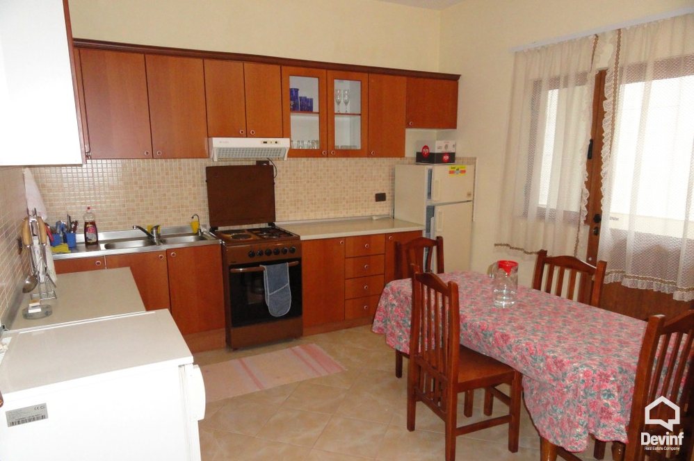 Tirane Qera Apartament  Apartament ne nje vile qe ndodhet tek Qyteti Studenti kat vile
