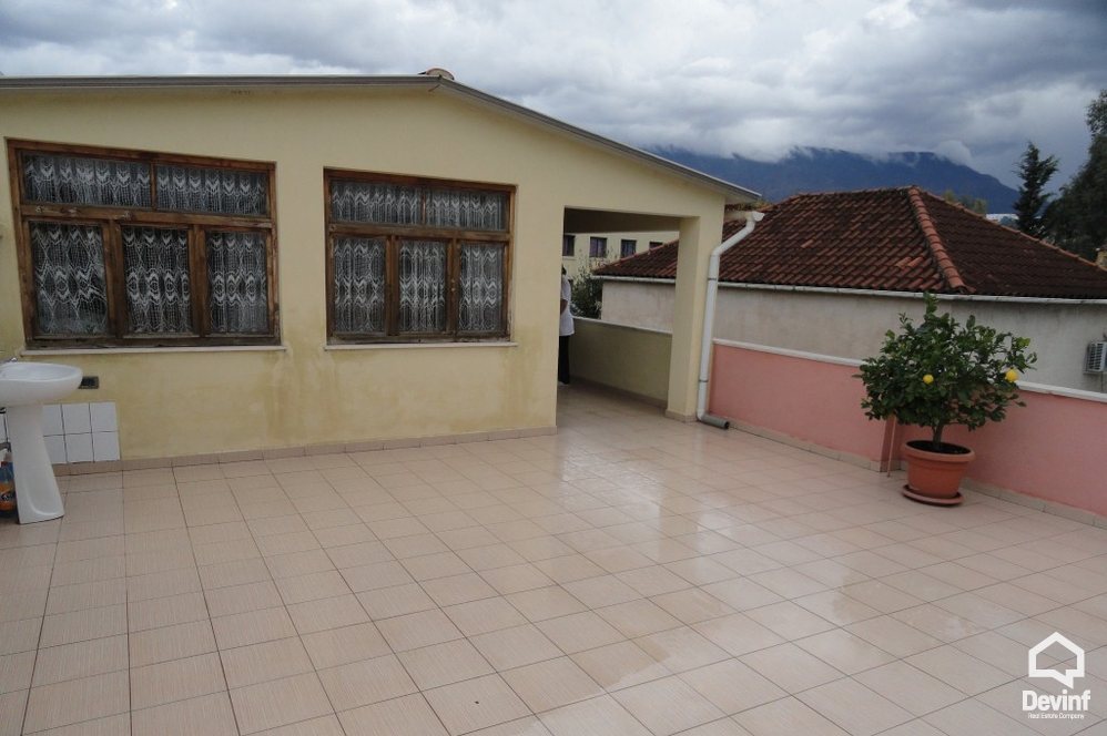 Tirane Qera Apartament  Apartament ne nje vile qe ndodhet tek Qyteti Studenti kat vile