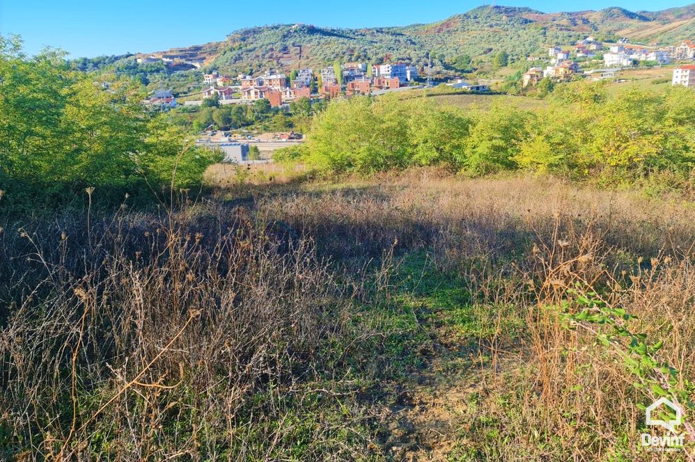 Tirane Shitje Toke  Toka ndodhet tek Unaza e Re, prane Qendres tregetare TEG toke per ndertim