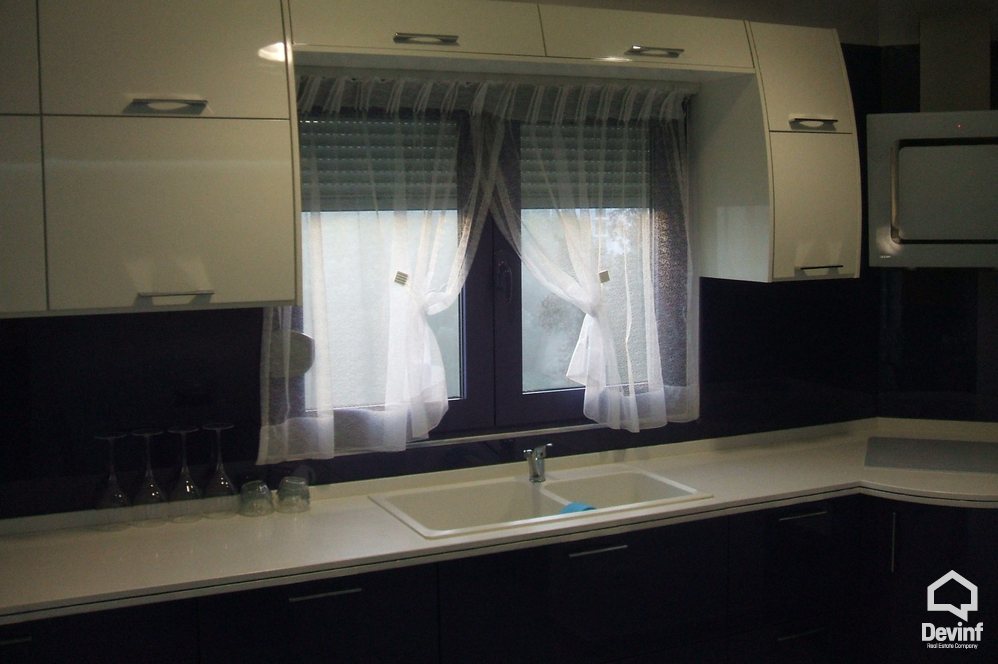 Tirane Shitje Apartament 2+1+G Prane Kopeshtit Zoologjik apartament
