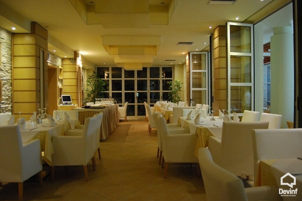 Himare Shitje Hotel Me shume se 4 dhoma Himare apartament