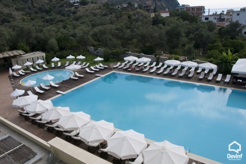 Himare Shitje Hotel Me shume se 4 dhoma Himare apartament