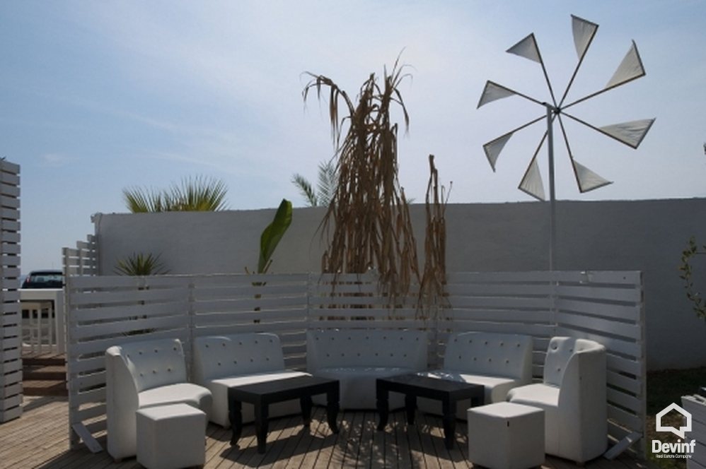 Himare Shitje Hotel Me shume se 4 dhoma Himare apartament