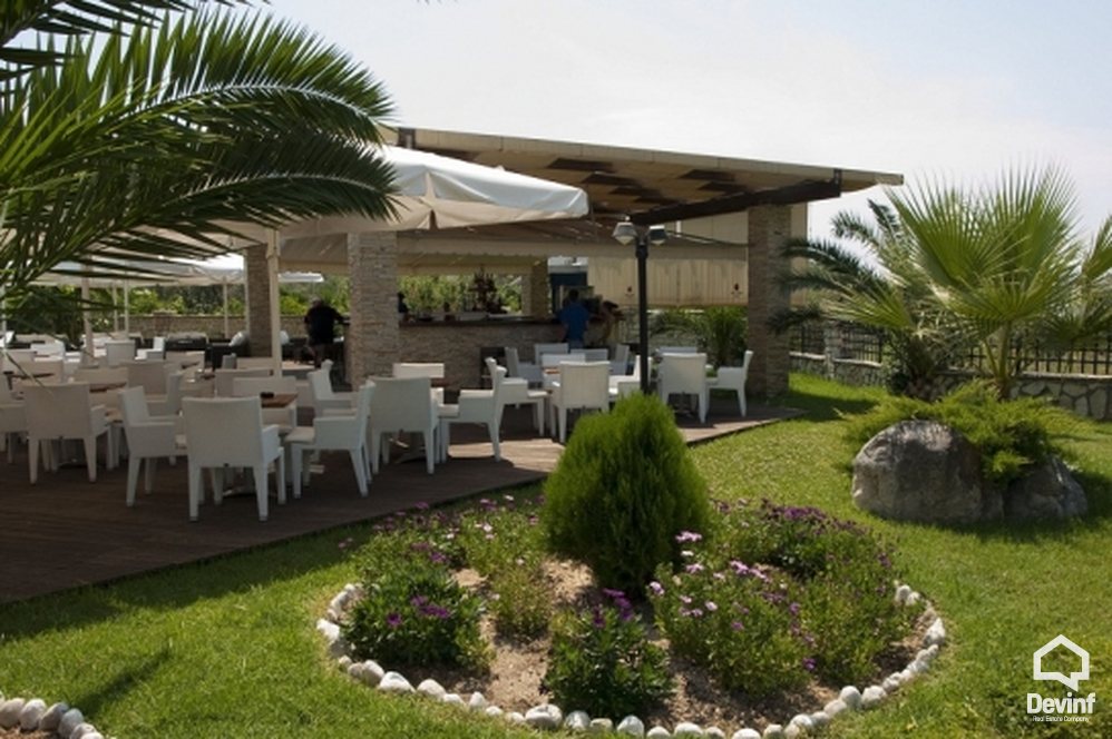 Himare Shitje Hotel Me shume se 4 dhoma Himare apartament