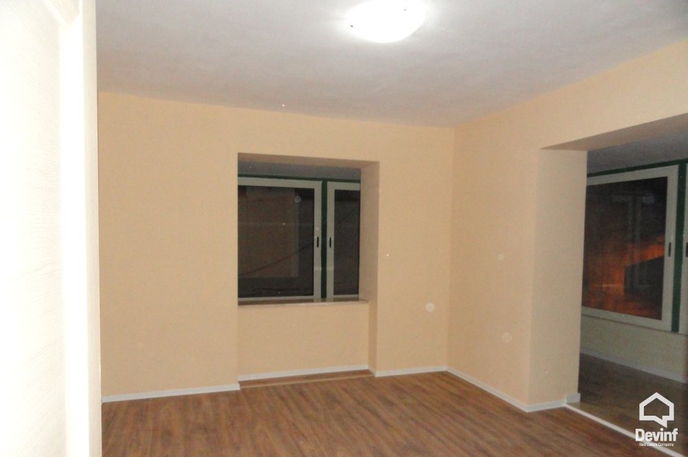 Tirane For Rent Office  Office located in Str. Myslym Shyri Office