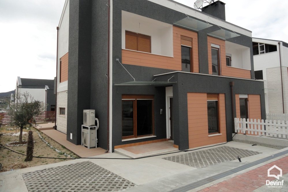 Tirane For Sale Villa 3+1+A Villa near the Tirana East Gate shopping mall  Residential Complex