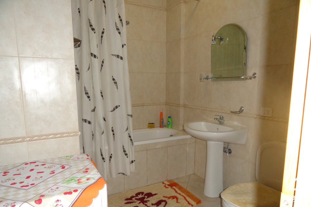 Tirane Qera Apartament 2+1+A Pallat i ri ne Tiranen e Re apartament
