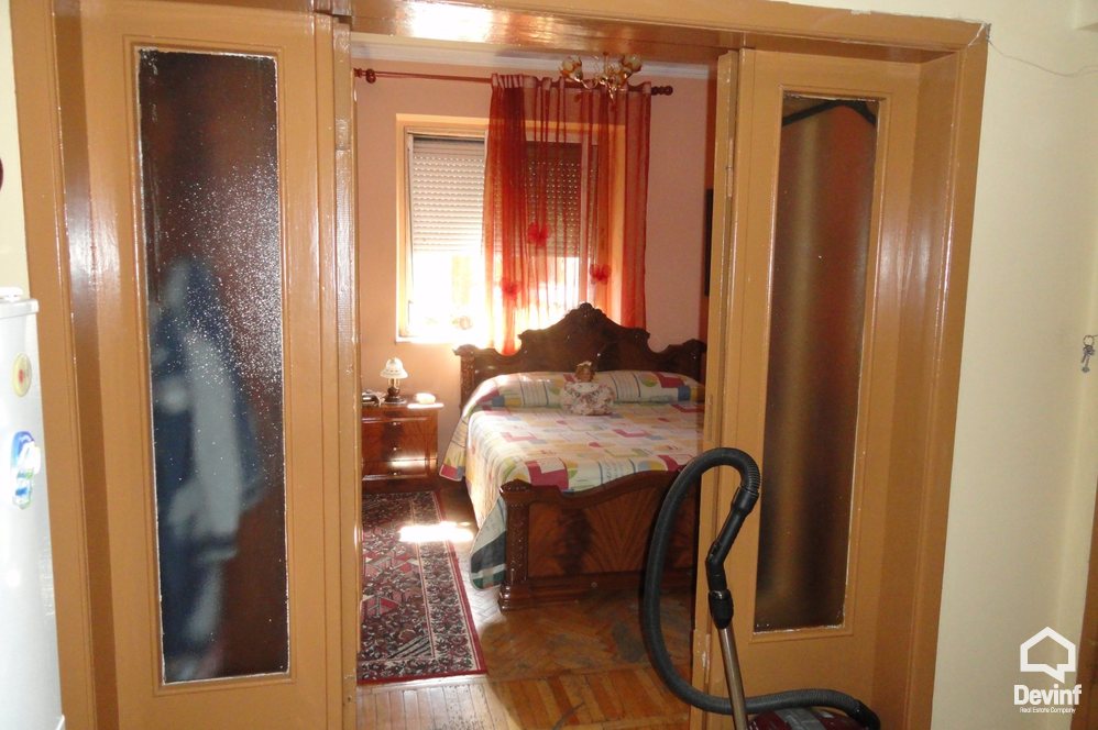 Tirane Shitje Zyre 2+1+A Rruga Myslym Shyri apartament