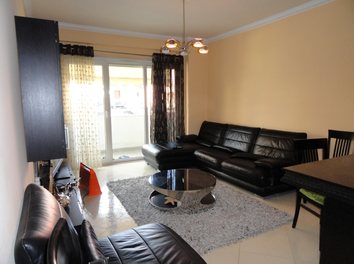 Apartament Shitje Rruga Ali Demi