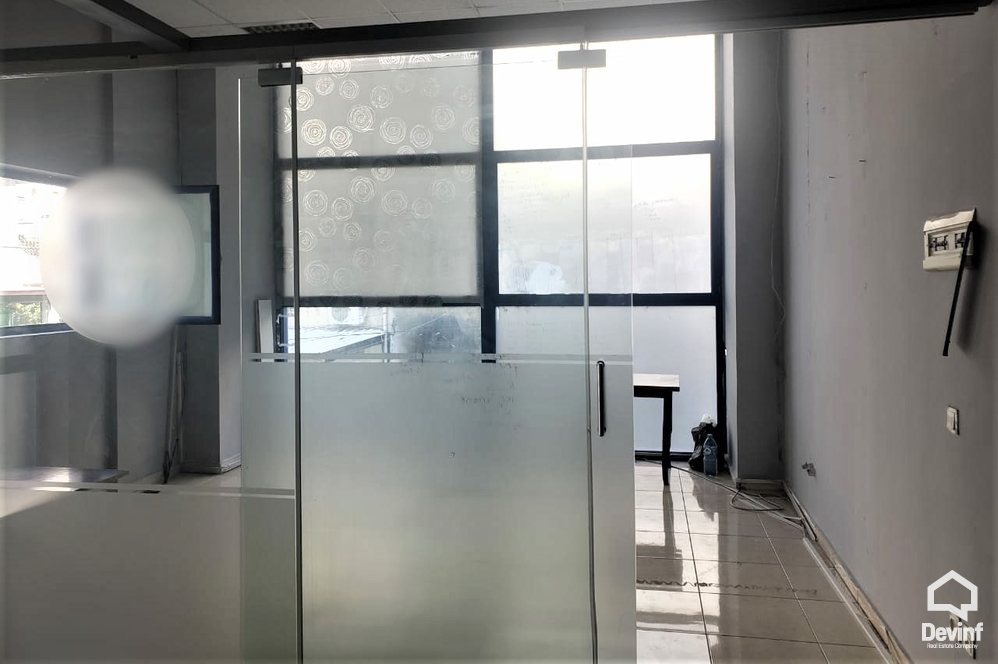 Tirane For Sale Office  Office close to Wilson Square Office Business Center klinike dentare
