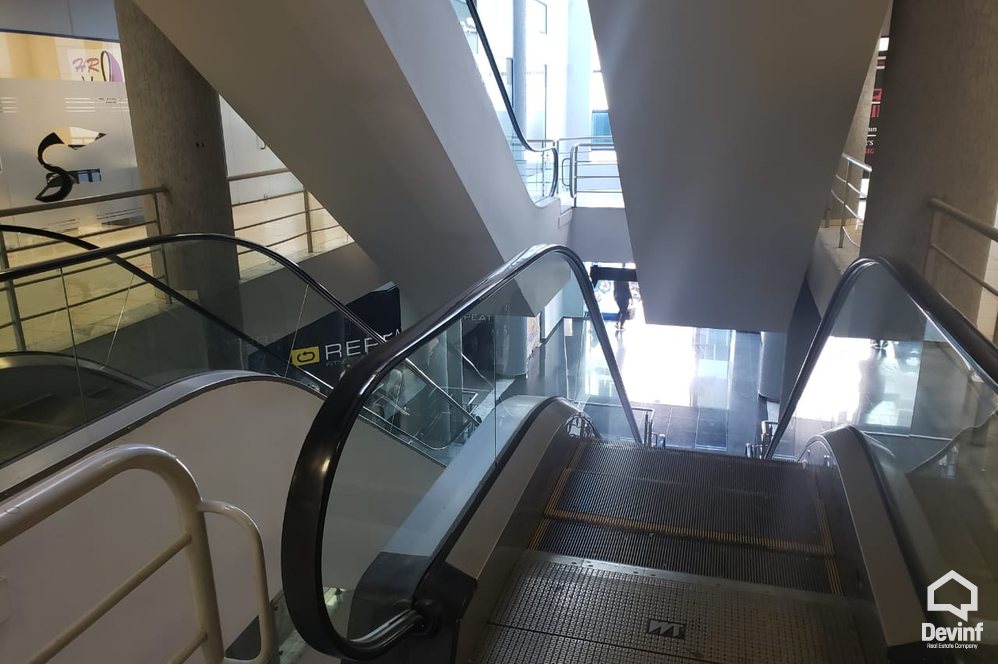 Tirane For Sale Office  Office close to Wilson Square Office Business Center klinike dentare