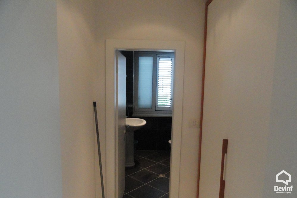 Tirane For Sale Office 3+1+A Office situated near the Pyramid Apartment