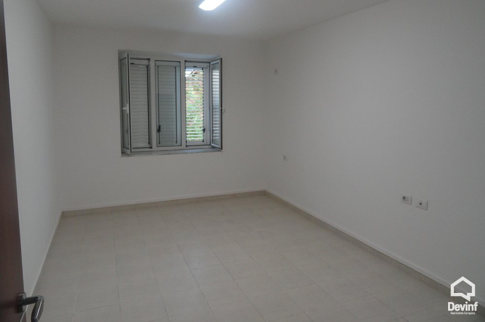Tirane For Sale Office 3+1+A Office situated near the Pyramid Apartment