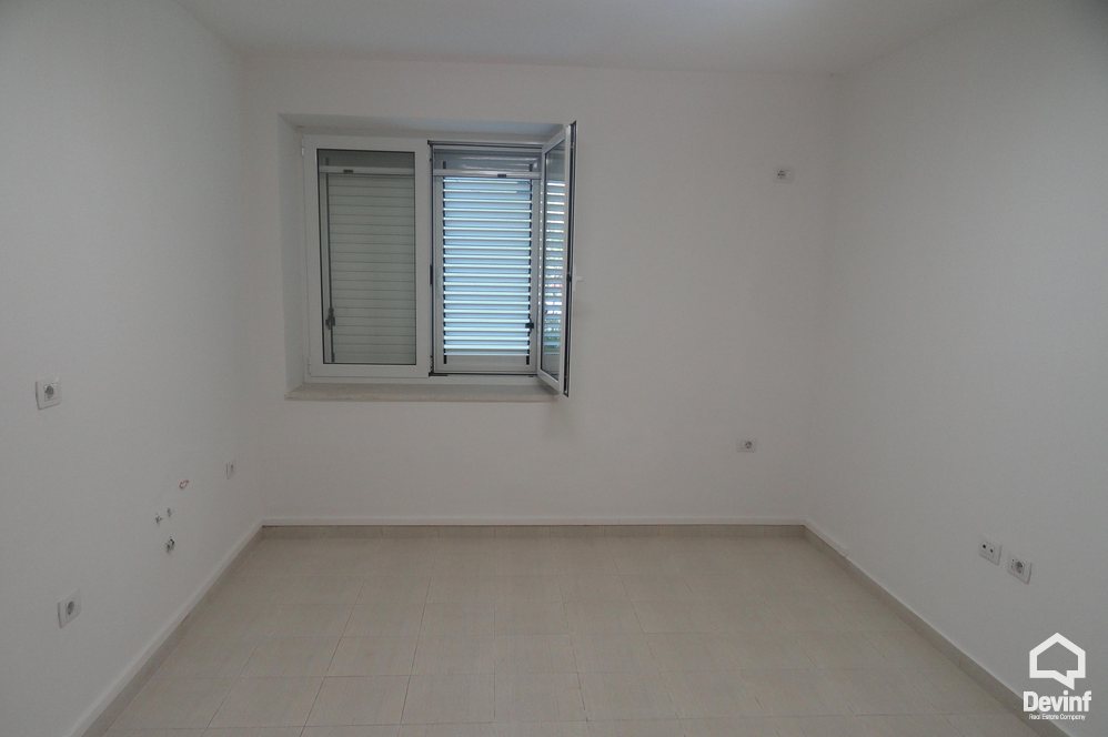 Tirane For Sale Office 3+1+A Office situated near the Pyramid Apartment