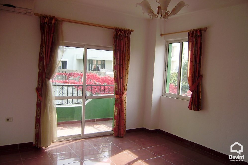 Tirane For Rent Villa Me shume se 4 dhoma Villa located close to Elbasan Street Villa