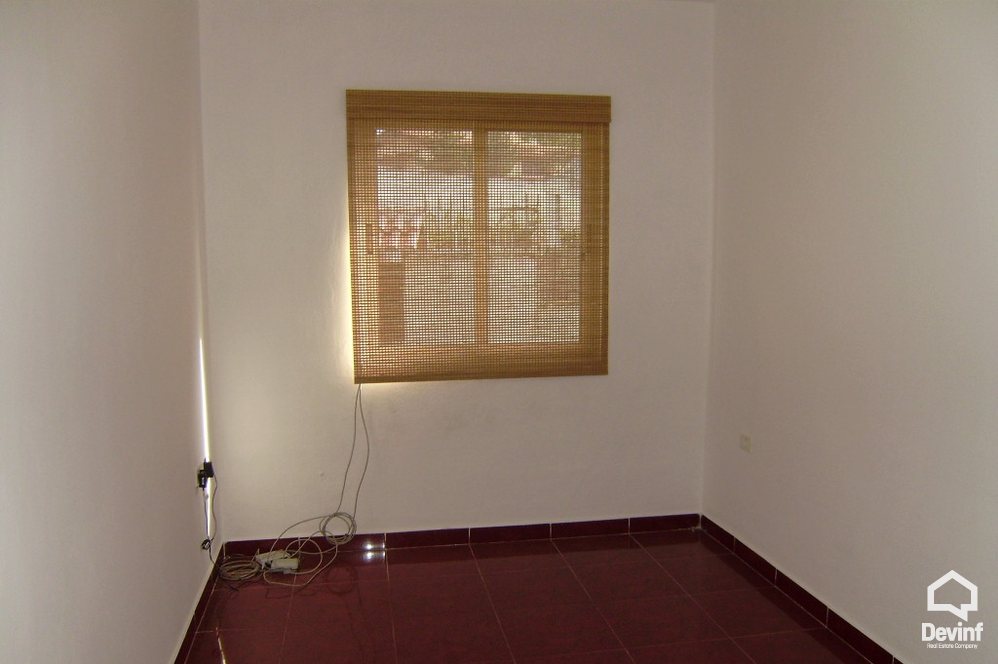 Tirane For Rent Villa Me shume se 4 dhoma Villa located close to Elbasan Street Villa