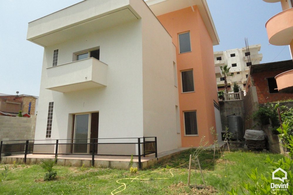 Tirane For Rent Villa Me shume se 4 dhoma The villa is positioned in Sauk area Villa