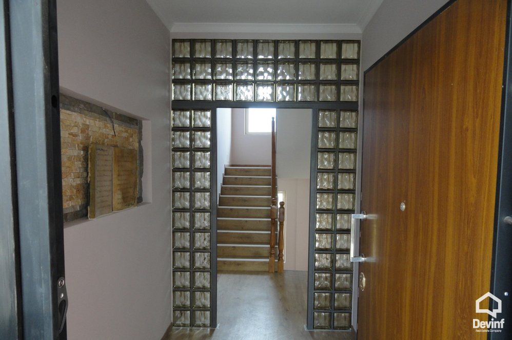 Tirane For Rent Villa Me shume se 4 dhoma The villa is positioned in Sauk area Villa