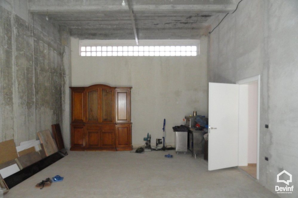 Tirane For Rent Villa Me shume se 4 dhoma The villa is positioned in Sauk area Villa