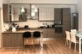 Tirane Shitje Apartament 2+1+A Apartament ne zonen prane Stacionit te Trenit zyre