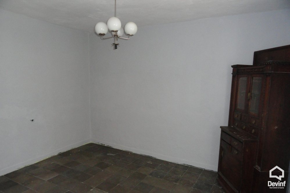 Tirane Shitje Apartament 2+1+A Apartament prane tregut te Uzines Dinamo apartament