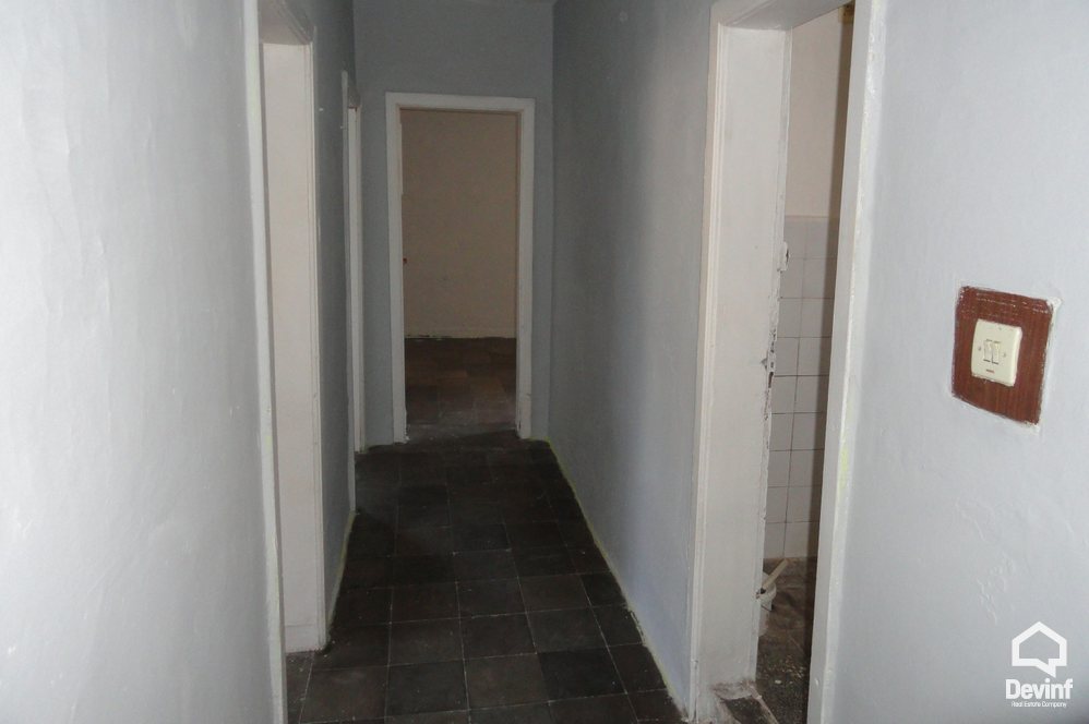 Tirane Shitje Apartament 2+1+A Apartament prane tregut te Uzines Dinamo apartament
