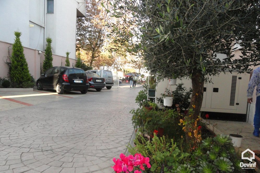 Tirane Shitje Hotel  Hotel ne Rr. Durresit apartament