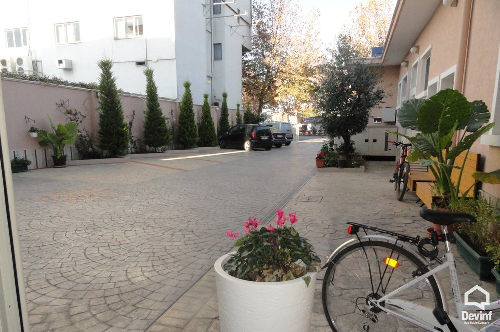 Tirane Shitje Hotel  Hotel ne Rr. Durresit apartament