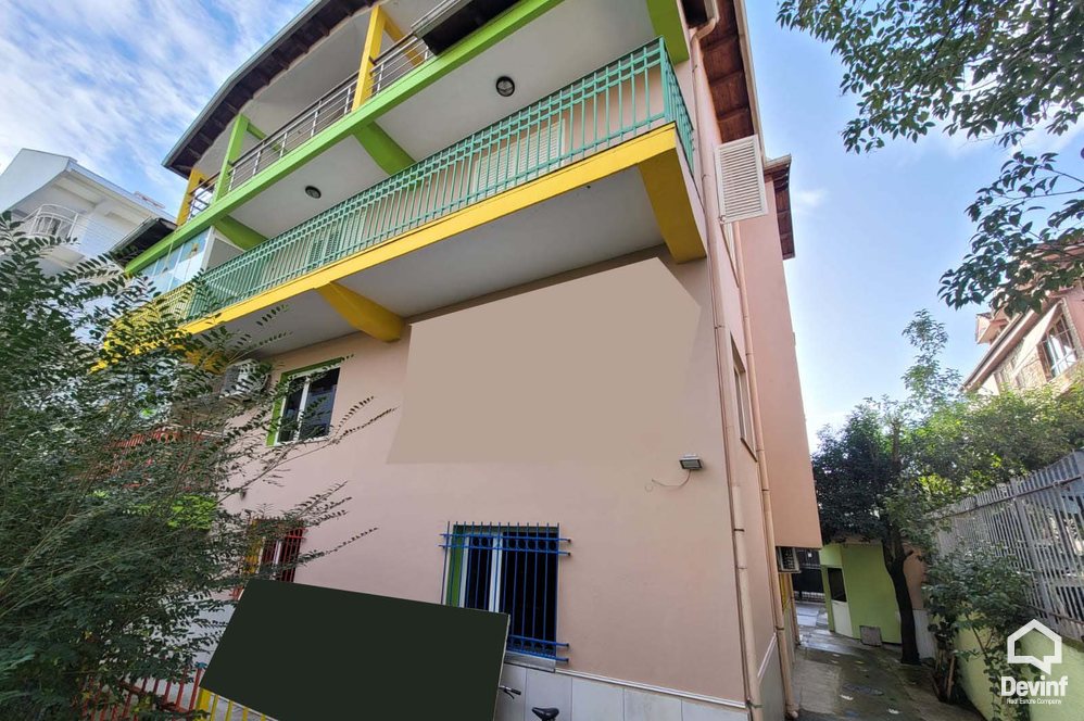 Tirane Qera Vile  Vile ne zonen e Qytetit Studenti zyre vile zyre kopesht femijesh shkolle kursesh vile