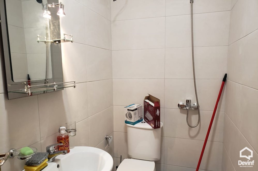 Tirane For Rent Office  In Arkitekt Kasemi Street Office Bedsit
