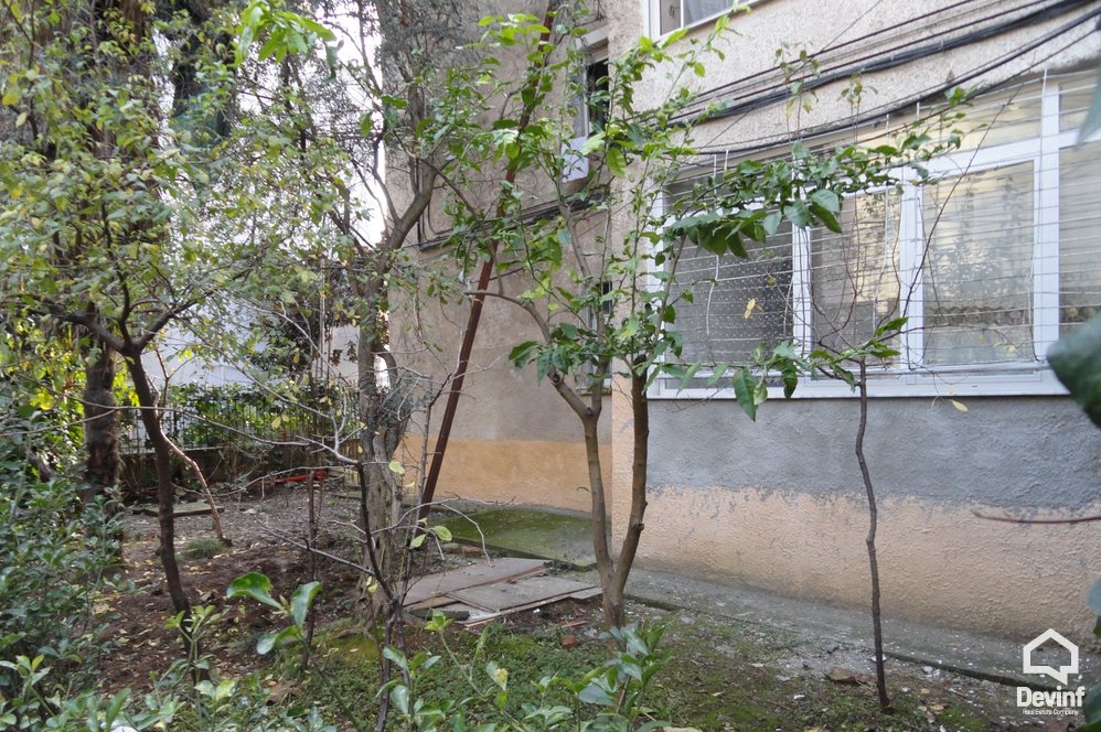 Tirane Shitje Bar-Restorant 2+1+A Rruga Myslym Shyri apartament